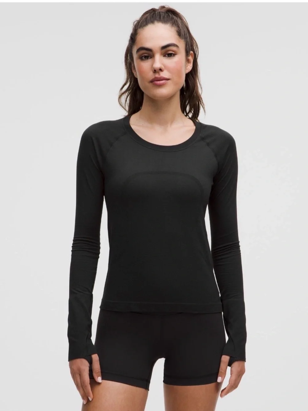 Lululemon Swiftly Tech 2.0 Long Sleeve Shirt Black Thumbholes Seamless